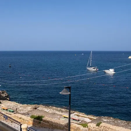 Sea-View Apartment In Marsalforn Exterior photo
